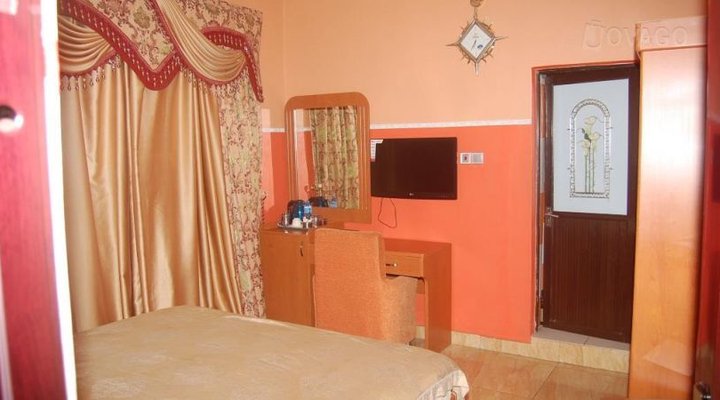 Daktad Suites And Event Centre