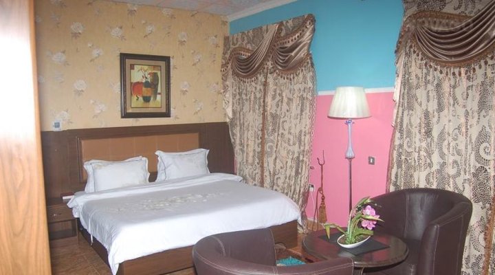 Daktad Suites And Event Centre