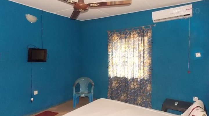 Tarmac Guest House & Suites