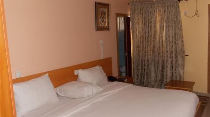 Epitome Hotel & Suites Ltd