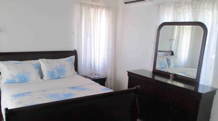 J N Mokgosi Guest House