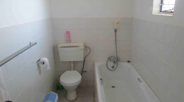 J N Mokgosi Guest House