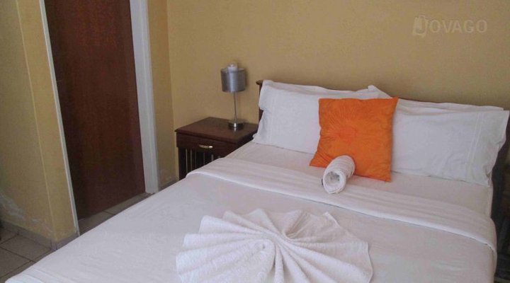 Isabel Guest Suites & Tours