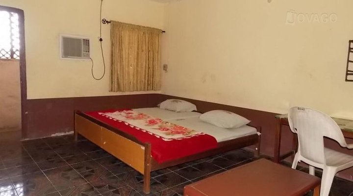Christian Guest House & Restaurant