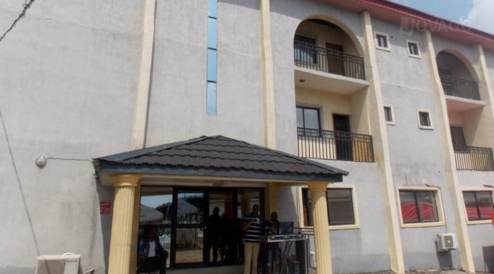 De Hermitage Hotel And Suites