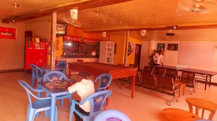 Oloriebi Hotel & Suites