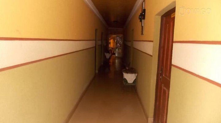 Peak International Hotel