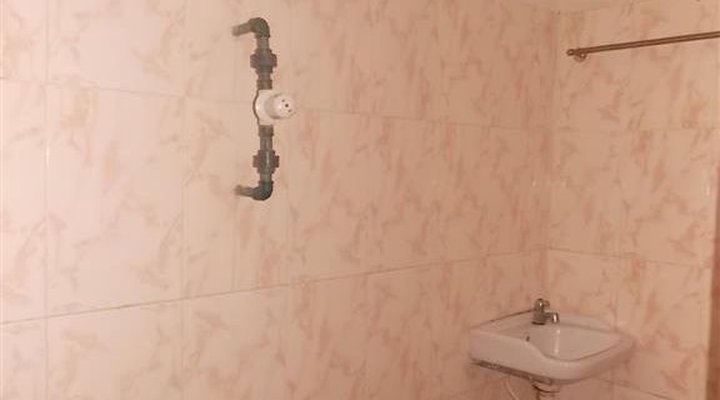 Peak International Hotel