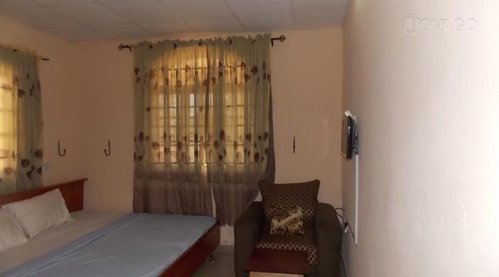 Nelson Suites & Hotels