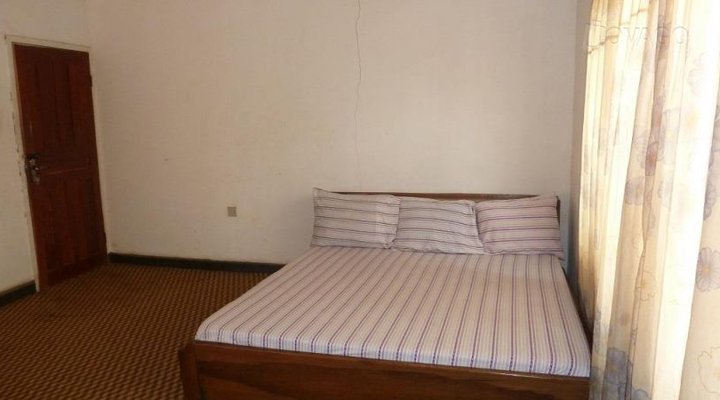 Limax Guest House