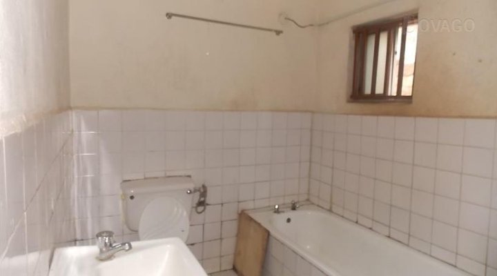 Tomaso Kings Palace Ltd 2