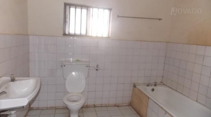 Tomaso Kings Palace Ltd 2