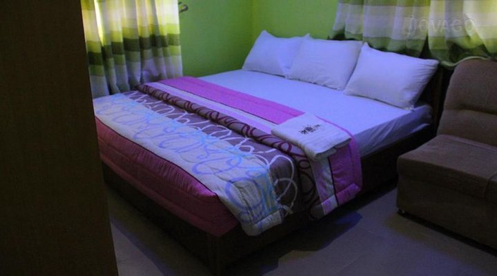 Brilliant Hotel and Suites