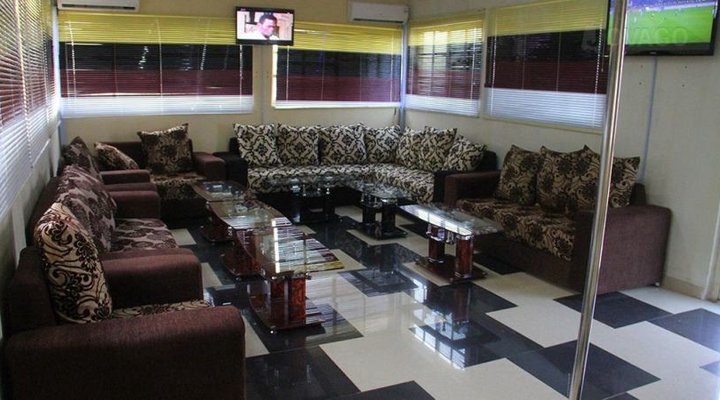 Brilliant Hotel and Suites