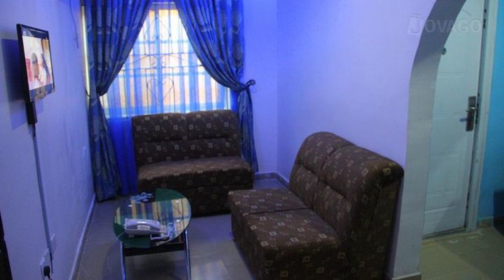 Brilliant Hotel and Suites