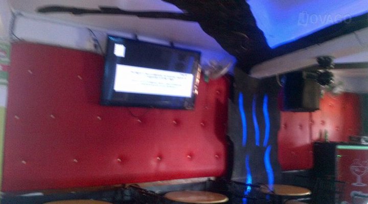 Summer Springs Hotel