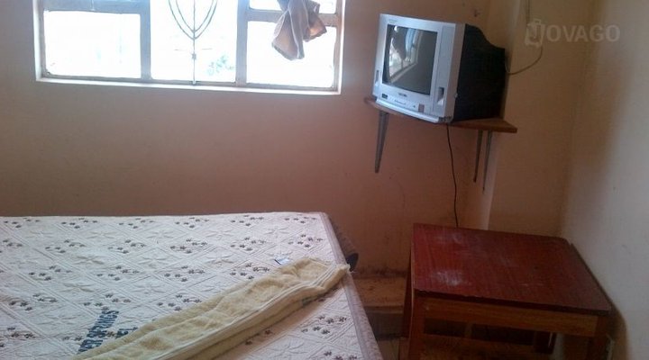 Summer Springs Hotel