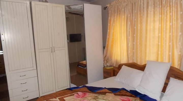 Shekinah Place Hotel