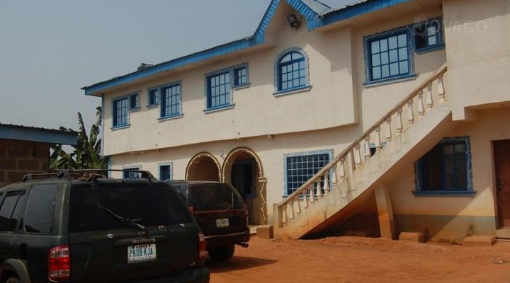Iwelepe Kingdom Hotel