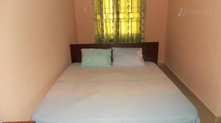 Emant Palace Guest House