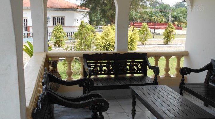Hotel MOMBO Beach Owando
