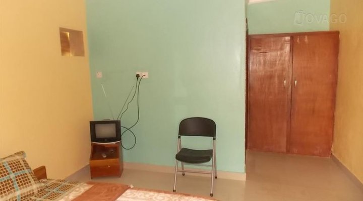 Bee Bee Magnificent Hotel 2