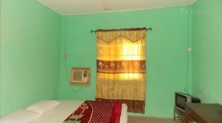 Uncle J Bee Hotel