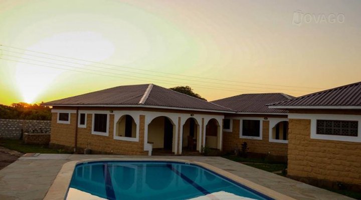 Shalom Cottage
