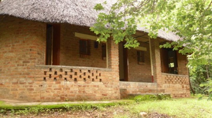 It's A Small World - Mavuradonha