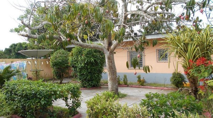 Hotel La Reference d'OYO