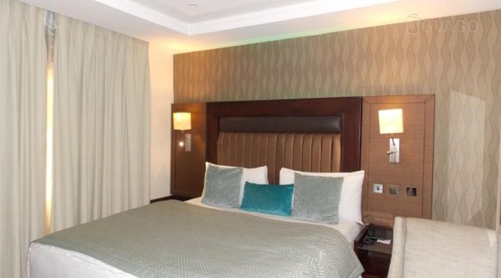 Vynedresa Hotel Limited