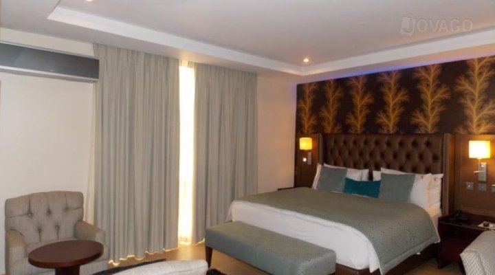 Vynedresa Hotel Limited