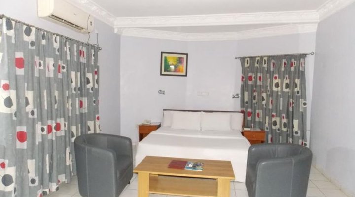 Sinoni Lodge Abuja