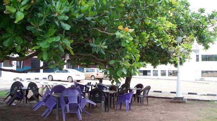 Lotus White House Hotel, Events & Conference Centre