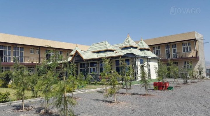 Bethlehem Hotel, Dukem