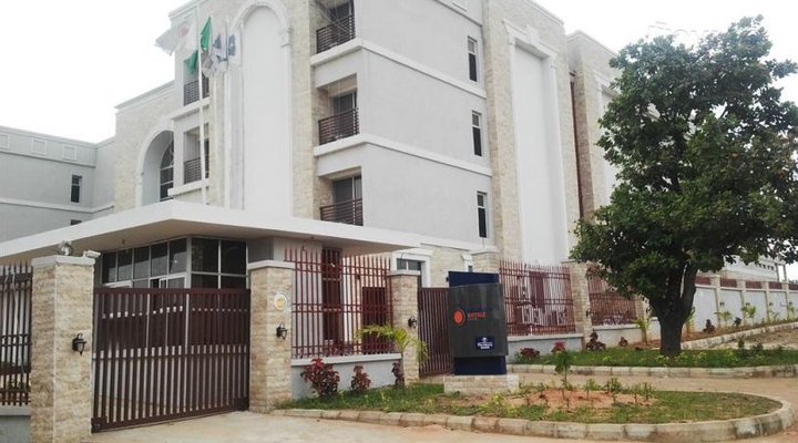 Full Moon Hotel Ltd