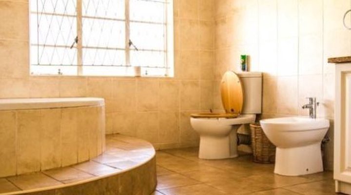 Ruva Self Catering Apartments, Baijiu