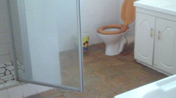 Tino's Guest House