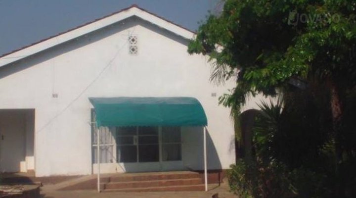 Tino's Guest House