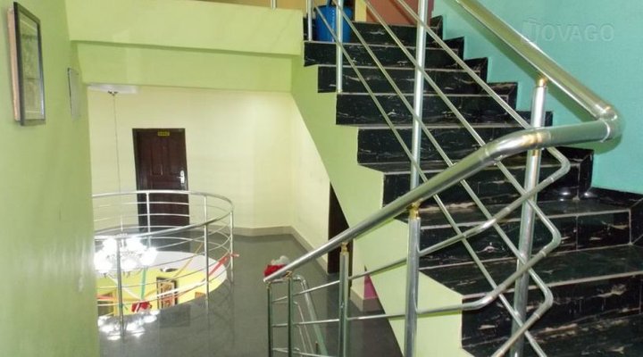 Ladida Continetal Hotel And Suites