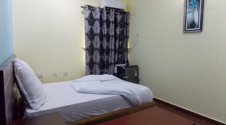 Ladida Continetal Hotel And Suites