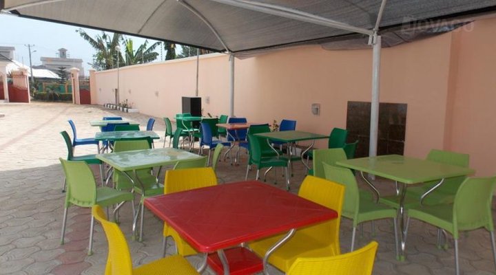 Ladida Continetal Hotel And Suites