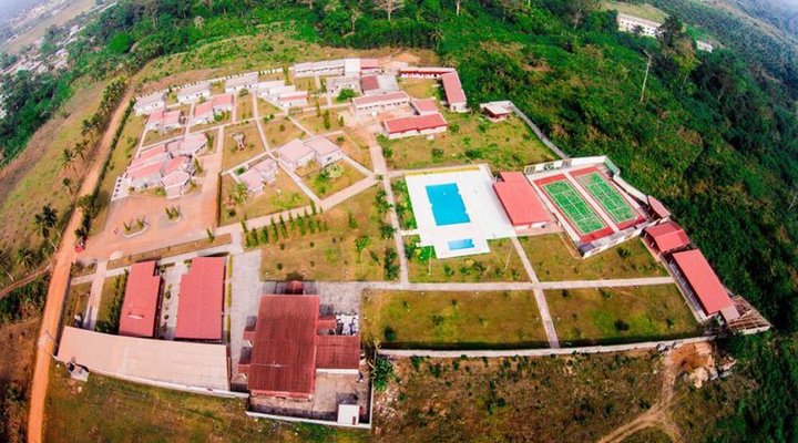 Elongo Gardens Hotel