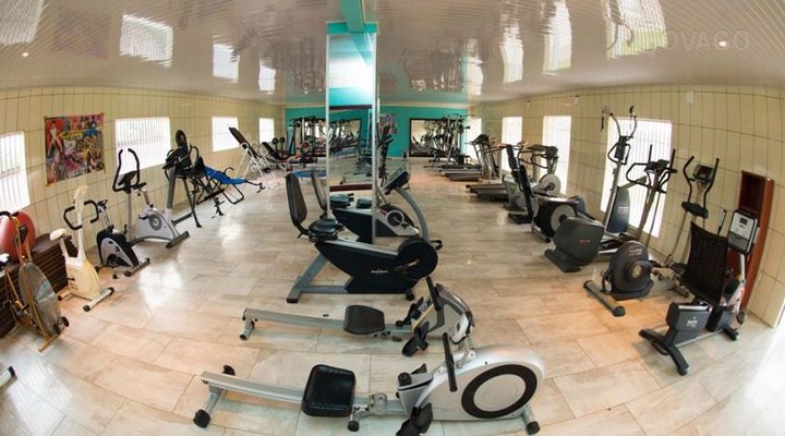 Elongo Gardens Hotel