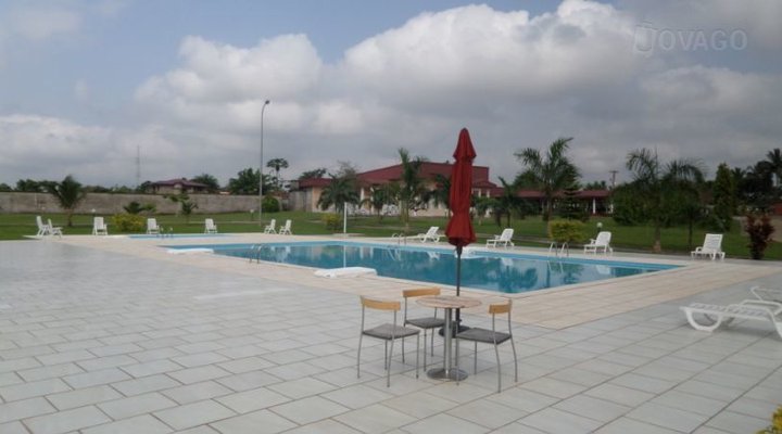 Elongo Gardens Hotel