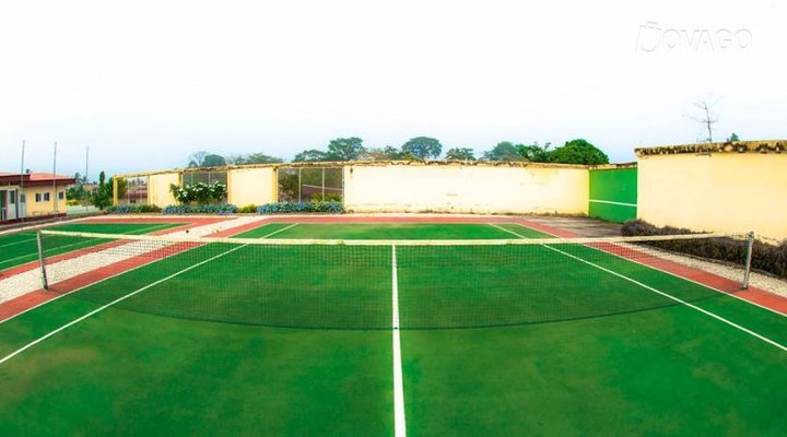 Elongo Gardens Hotel