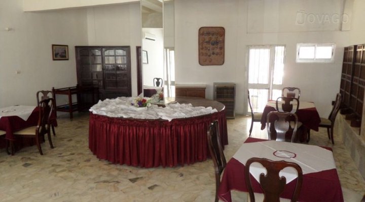 Elongo Gardens Hotel