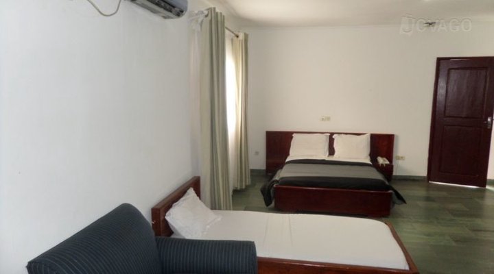 Elongo Gardens Hotel