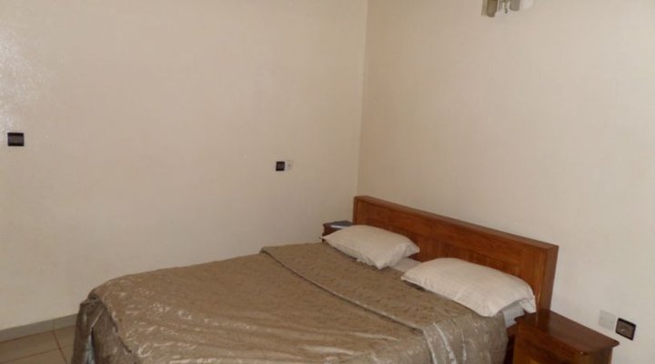 Hotel Nya Wandja Palace