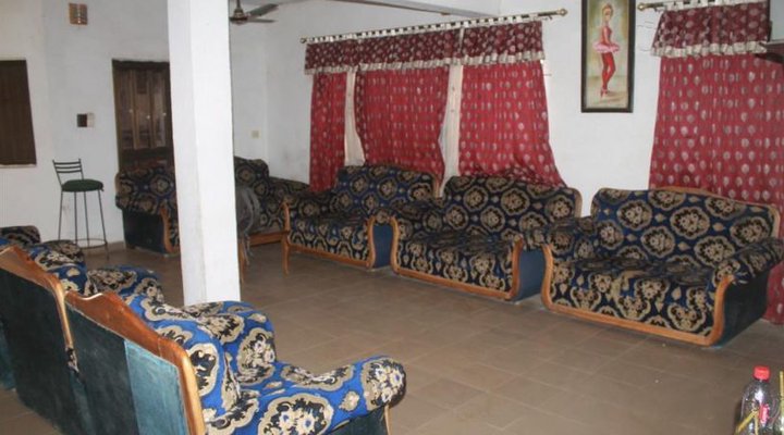 Mawkuns Hotel